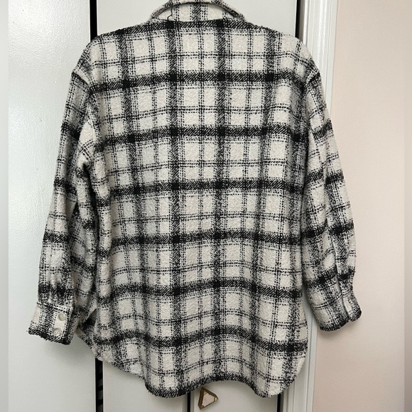 H&M plaid Collared Shirt Jacket Shacket Size S - Picture 3 of 3